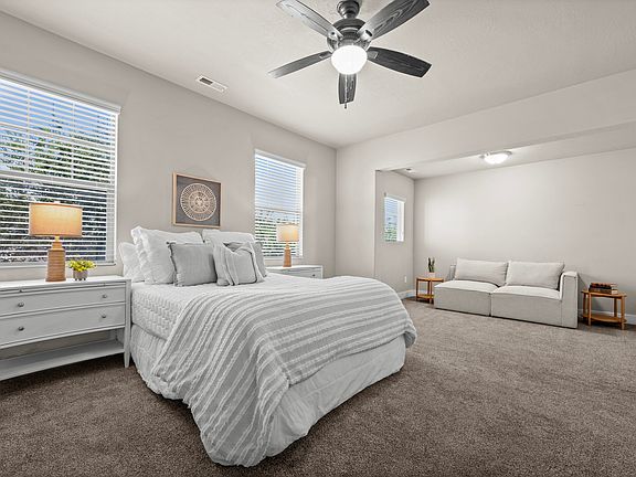 4th image of 1423 S Mountain View Ct