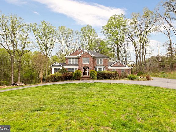 3rd image of 13576 Highland Rd