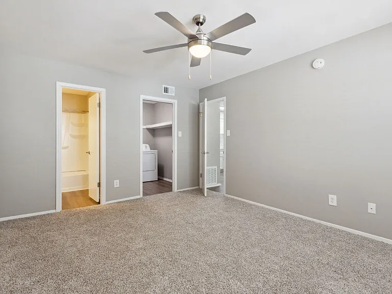 The Park Apartments — Photo 16