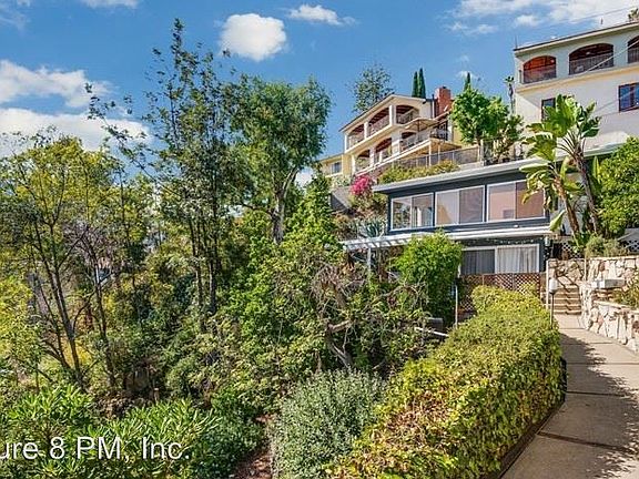 2nd image of 6919 1/2 Paseo Del Serra