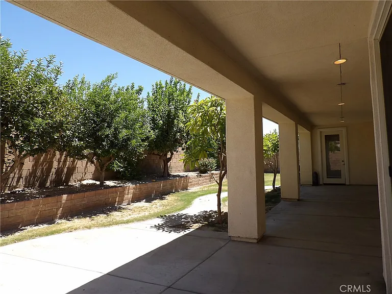 83420 Lightning Rd — Photo 4