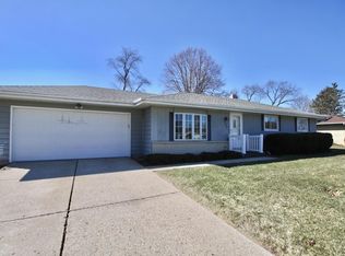 2360 S Park Ave, Beloit, WI 53511