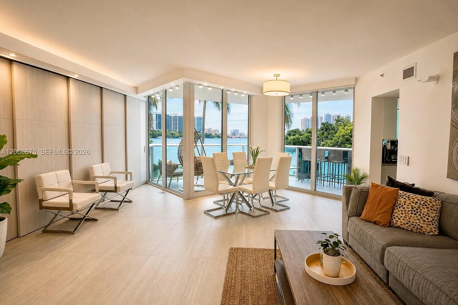 100 Hidden Bay Condo — Photo 3