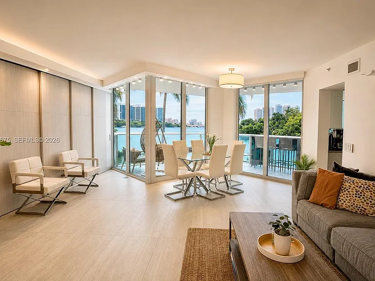 3370 Hidden Bay Dr #213 — Photo 3