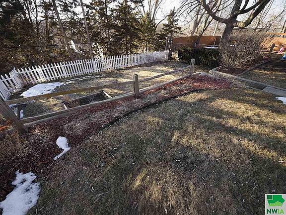 5th image of 3123 Pierce St