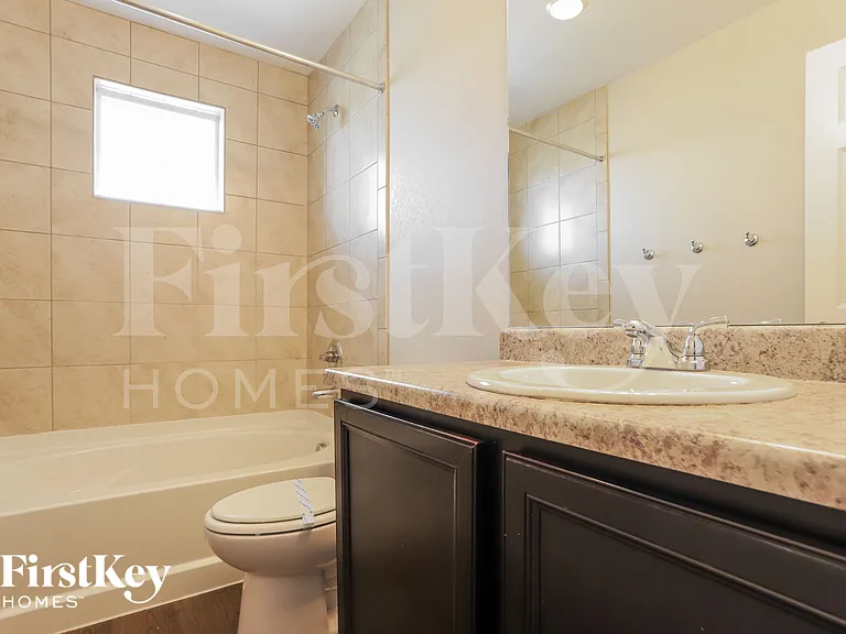 26022 E Archer Dr — Photo 12
