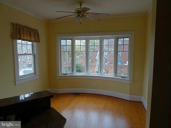 4th image of 722 Franklin St