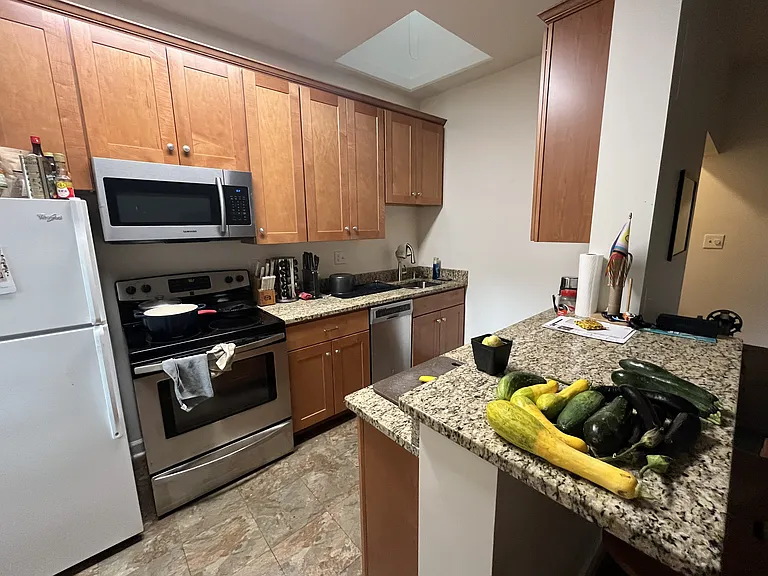 809 Cathedral St #5 — Photo 15