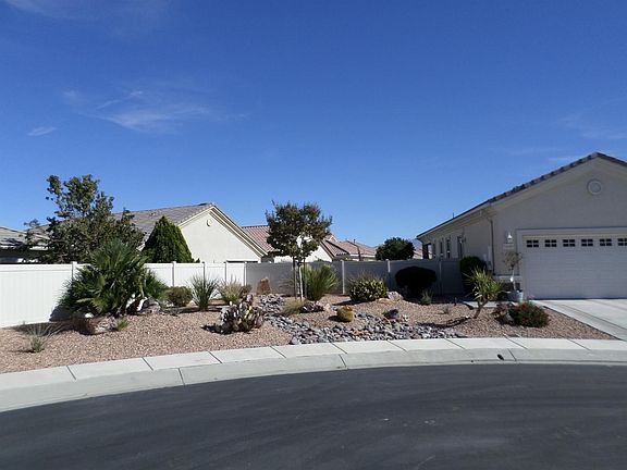 3rd image of 11111 Desota Ct