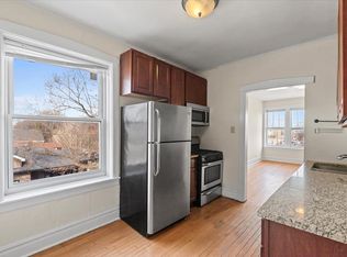 2557 W Eastwood Ave APT 3, Chicago, IL 60625