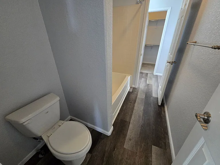 8865 Federal Blvd #202 — Photo 18
