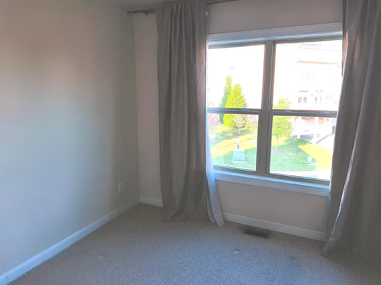 20792 Exchange St — Photo 28