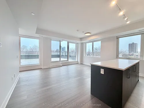664 Spadina Ave #403 Photo 1