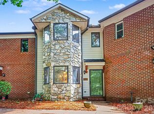 1043 Wexford Pl NW, Concord, NC 28027