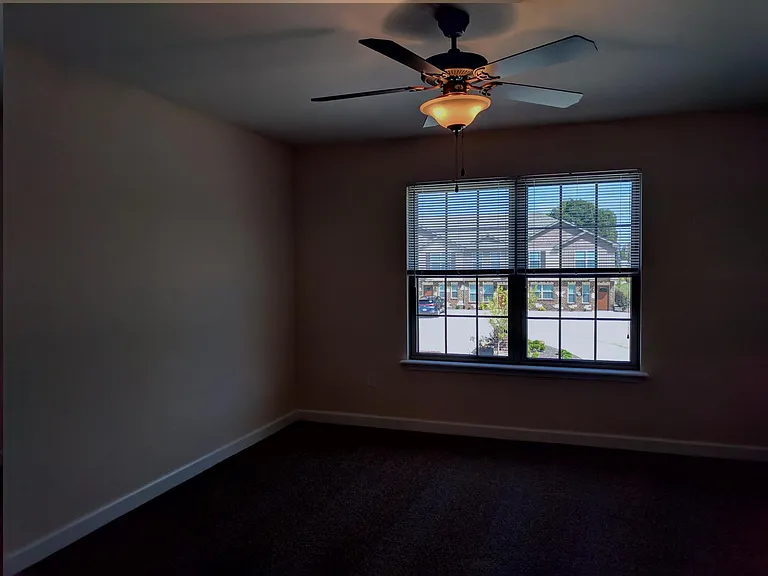 10547 Ellis Rd — Photo 17