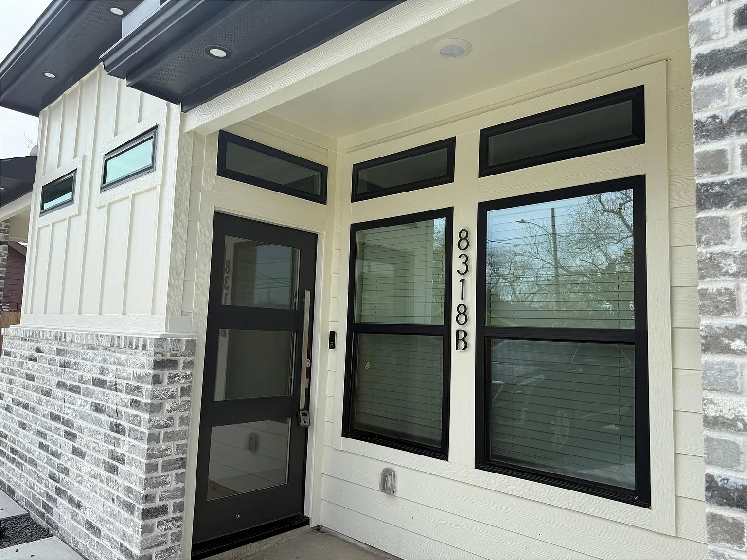 3 bed, 2.0 bath, 1211 sqft, $2,000 — Photo 4