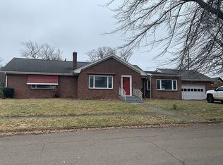 5 W Metcalf St, Erie, PA 16508
