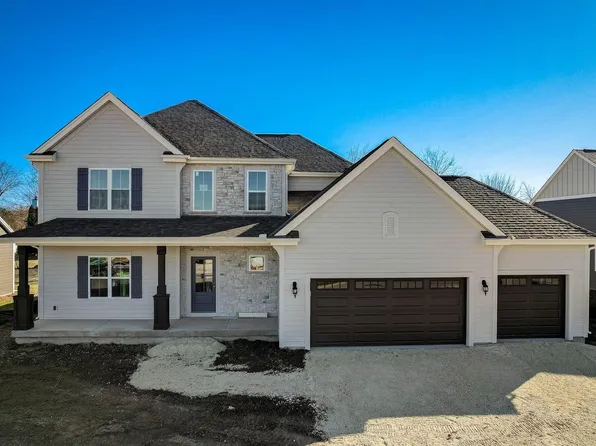 N110W7135 Augusta LANE, Cedarburg, WI 53012