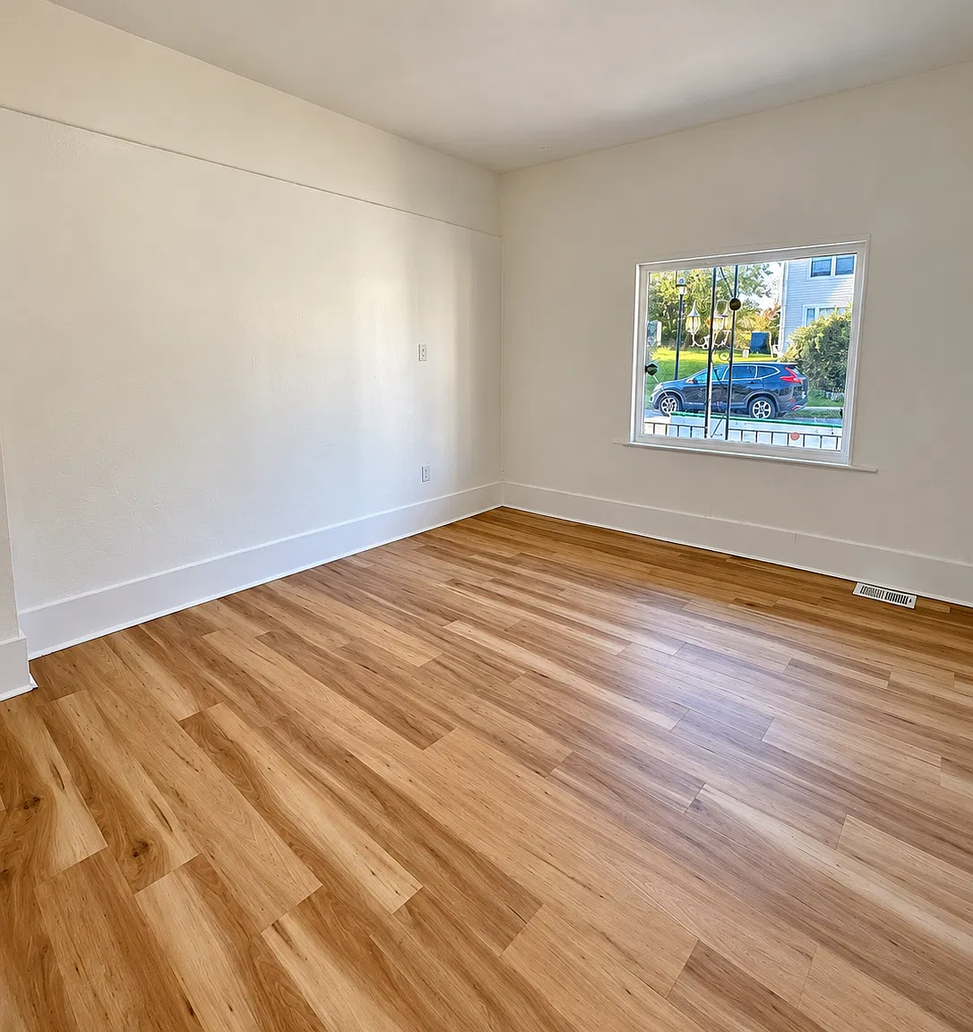 3 bed, 1.5 bath, 1542 sqft, $1,600 — Photo 3