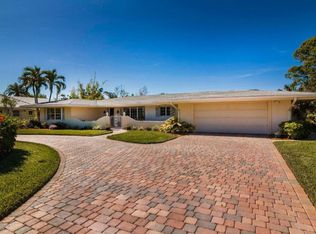 1302 S Ramona Ave, Indialantic, FL 32903