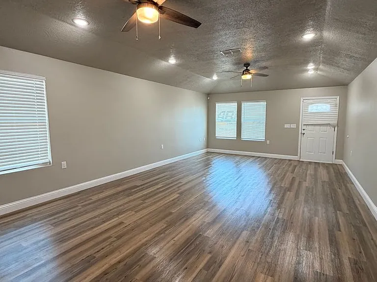 2371 Marlene Blvd — Photo 4