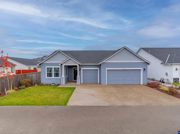 855 8th St, Gervais, OR 97026