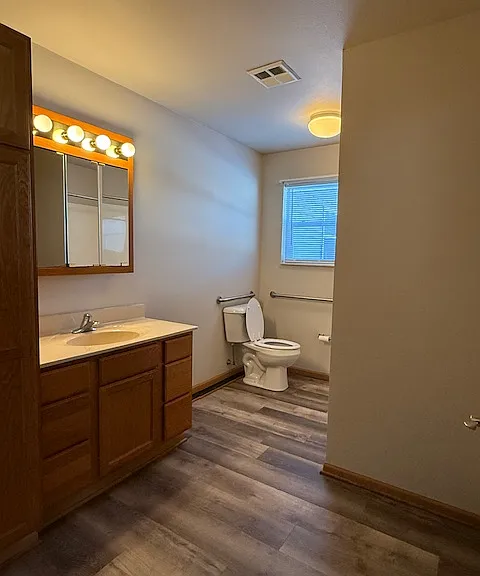 739 W Lucas Ln #819 — Photo 12