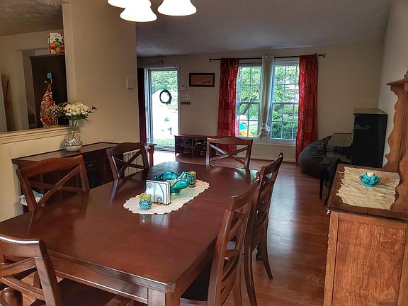 5th image of 7109 Upper Mills Cir