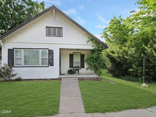 1115 N 26th St, Parsons, KS 67357