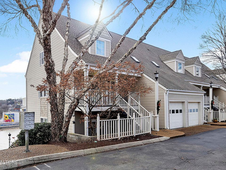 1st image of 546 Riverfront Way