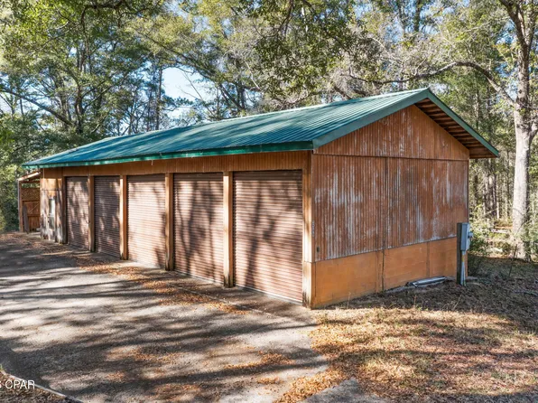 3366 Spring Lakes Dr, Chipley, FL 32428