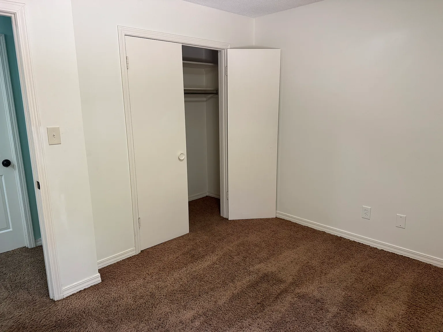 2 bed, $800 — Photo 4