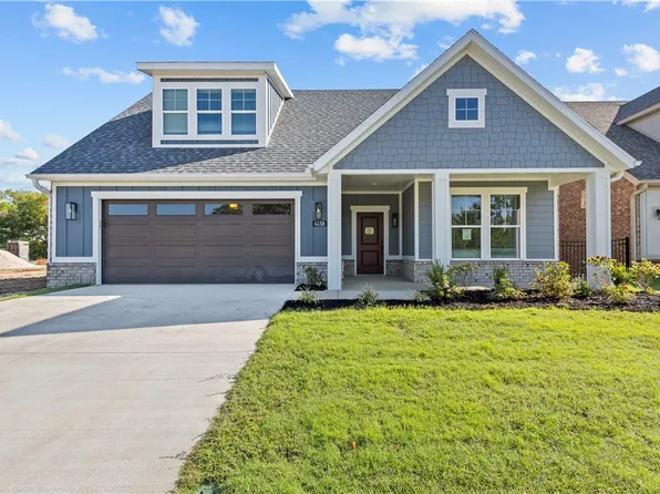 4533 W Huron Loop, Fayetteville, AR 72704