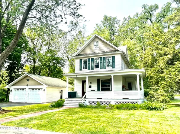 2 Lynch Avenue, Castleton, NY 12033