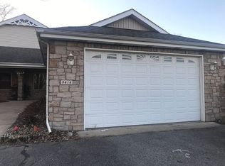 9612 Spring St, Highland, IN 46322