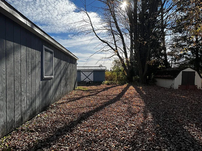 38 West Ave — Photo 19