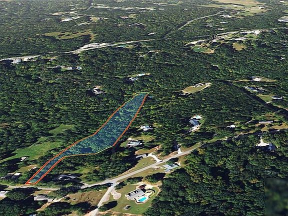 2nd image of 667B Avery Rd