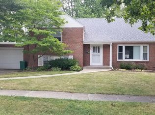 821 Woodlane Ave, Rockford, IL 61107