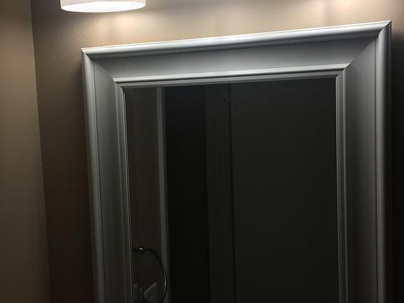 updated lighting in both bathrooms