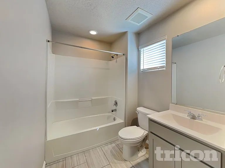 4872 Blackburn Rd NE — Photo 13