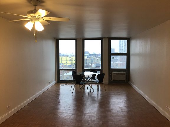 5th image of 1207 W Waveland Ave