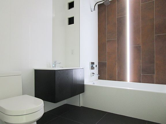 4th image of 880 Dekalb Ave #306DEKT