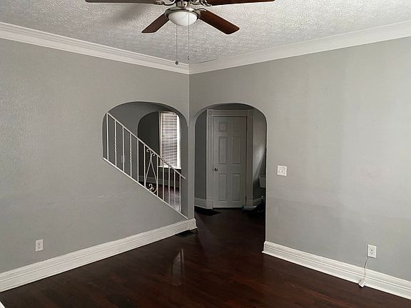 4th image of 65 Dakota Ave