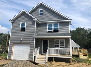 180 Clover Hill Ave, Bridgeport, CT 06606