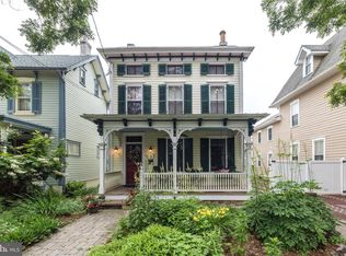 212 W Court St, Doylestown, PA 18901