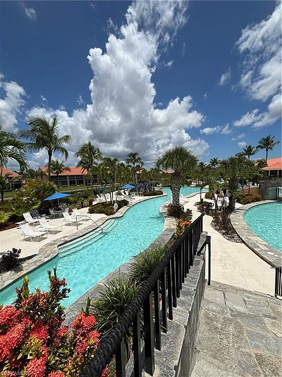 2 bed, 2.0 bath, 1351 sqft, $2,600 — Photo 2