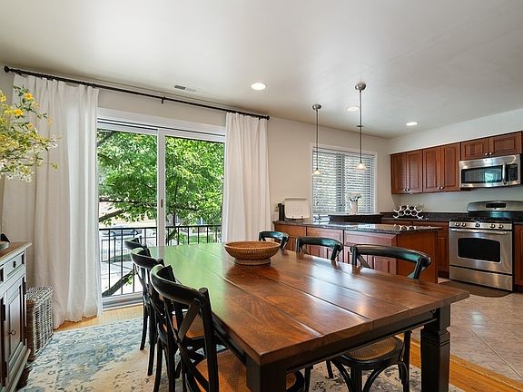 4th image of 753 W Dickens Ave