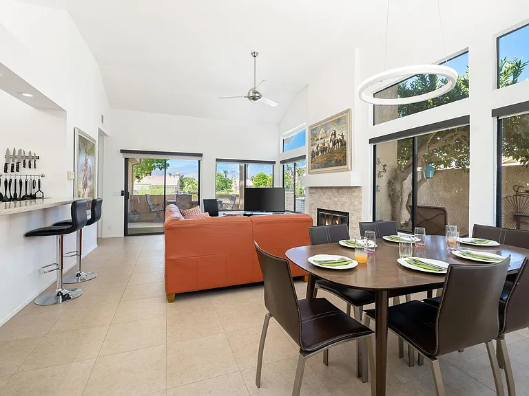 17 Margarita Rd — Photo 8