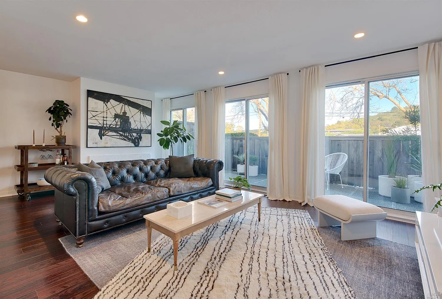 1107 Shelter Bay Ave photo 1