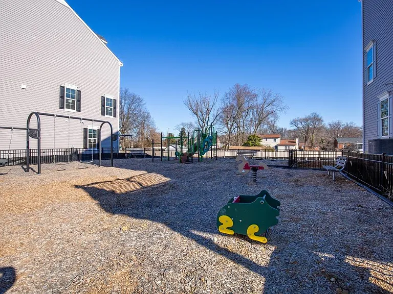 Towns at Andrews Park — Photo 20